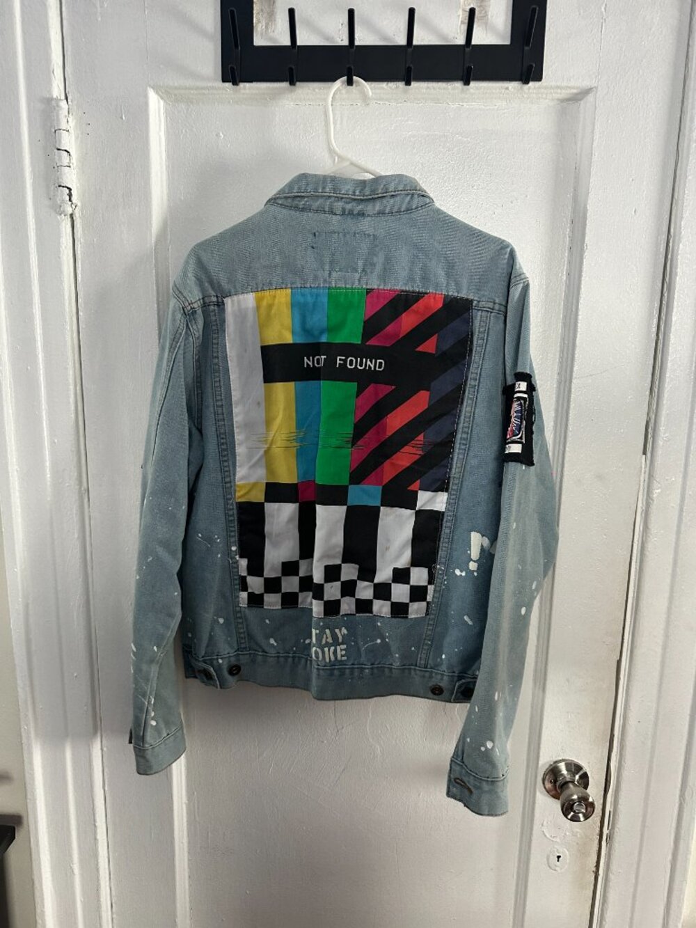 TV Screen Graphic Jean Jacket Streetwear Denim Jacket [Medium]
